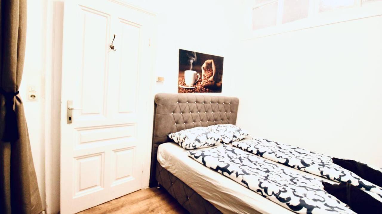 Modern Double Room Js A Vídeň Exteriér fotografie
